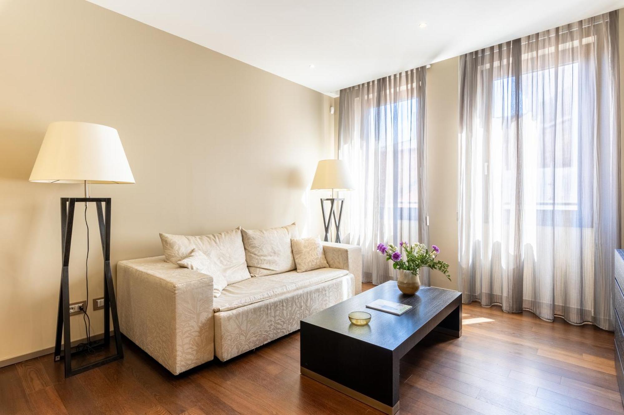 Nj Hotels & Apartments San Pietro All'Orto 6 밀라노 외부 사진