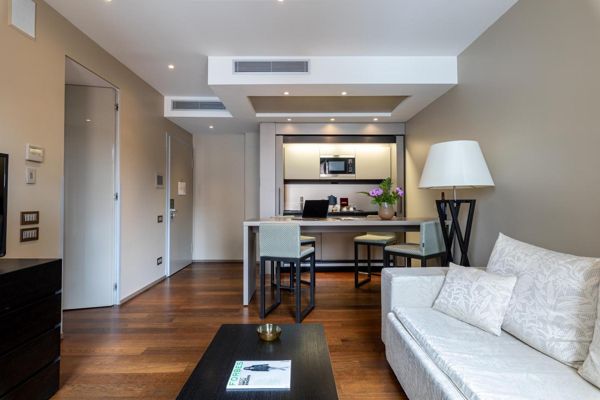 Nj Hotels & Apartments San Pietro All'Orto 6 밀라노 외부 사진