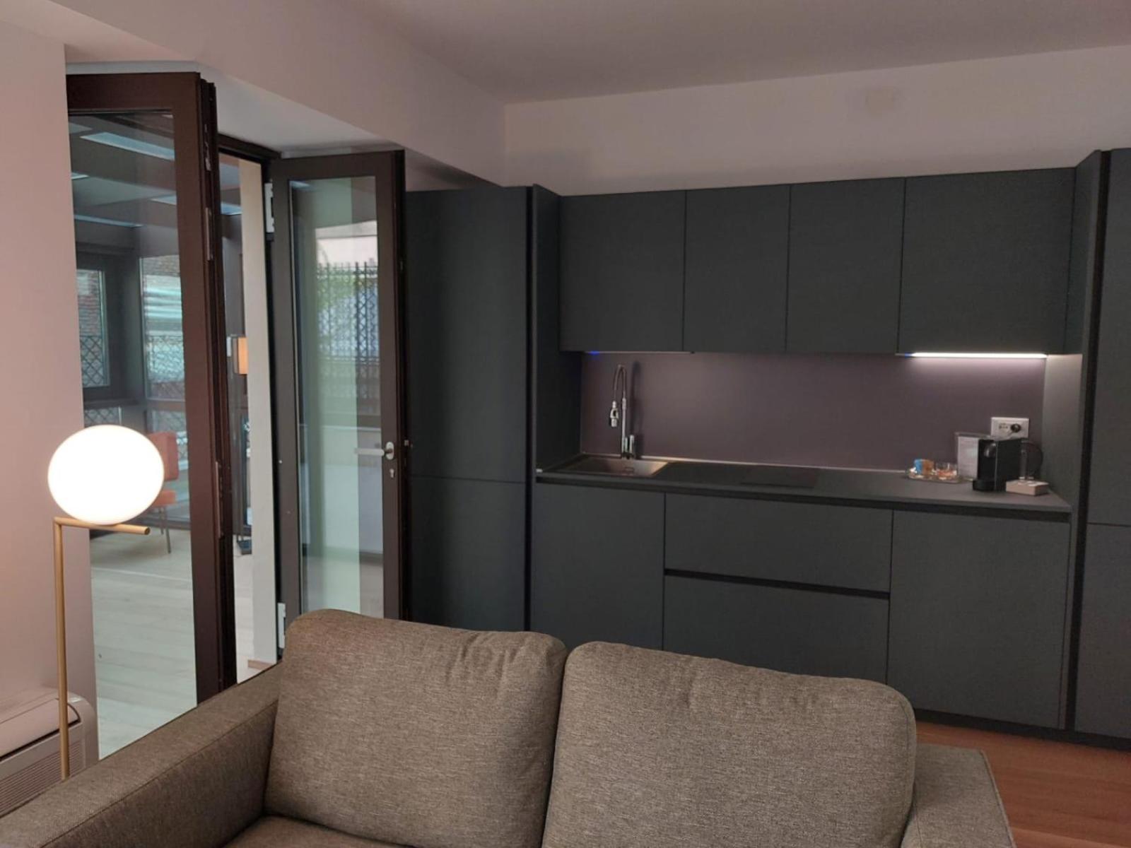 Nj Hotels & Apartments San Pietro All'Orto 6 밀라노 외부 사진