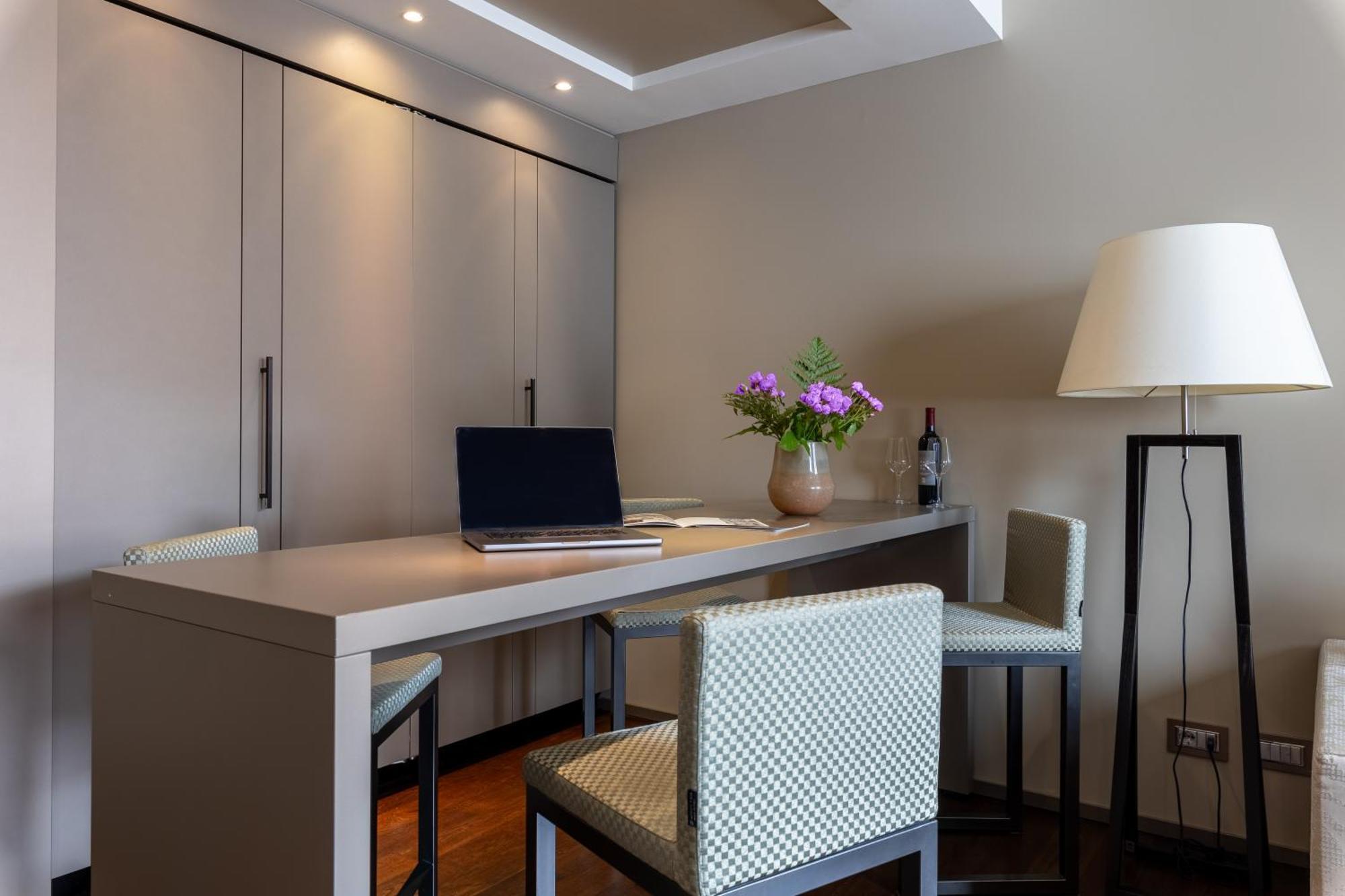Nj Hotels & Apartments San Pietro All'Orto 6 밀라노 외부 사진