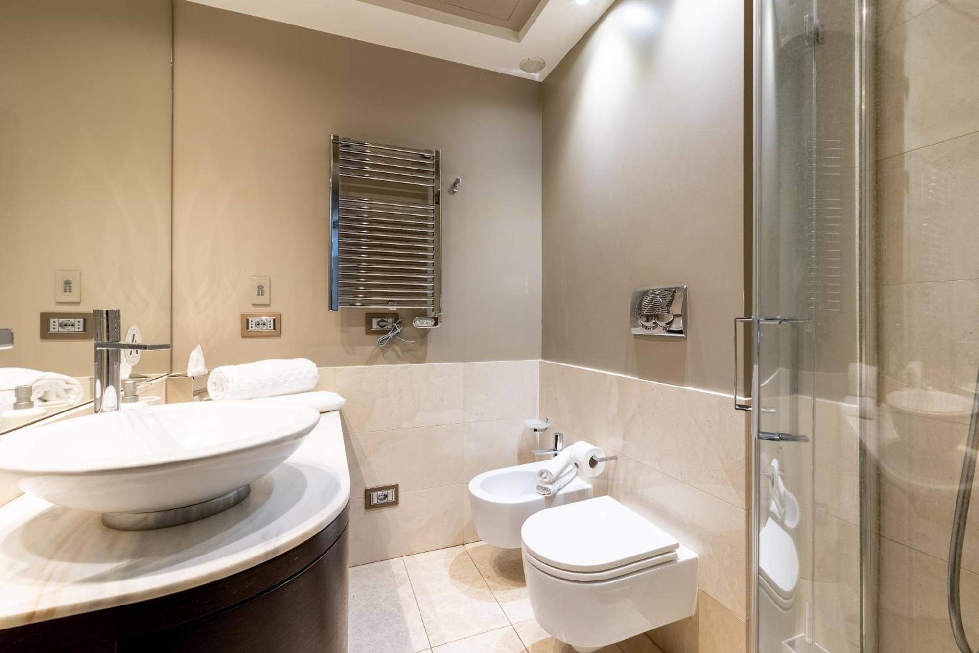 Nj Hotels & Apartments San Pietro All'Orto 6 밀라노 외부 사진