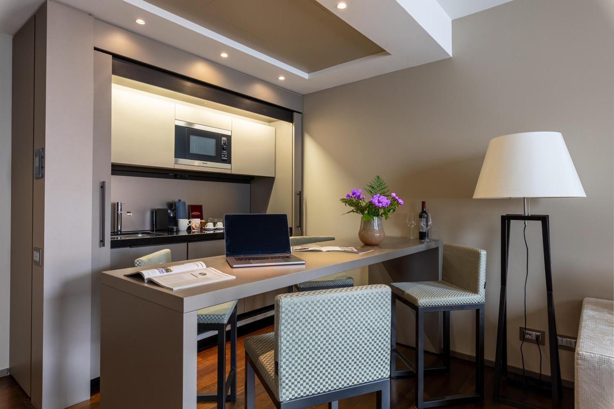 Nj Hotels & Apartments San Pietro All'Orto 6 밀라노 외부 사진