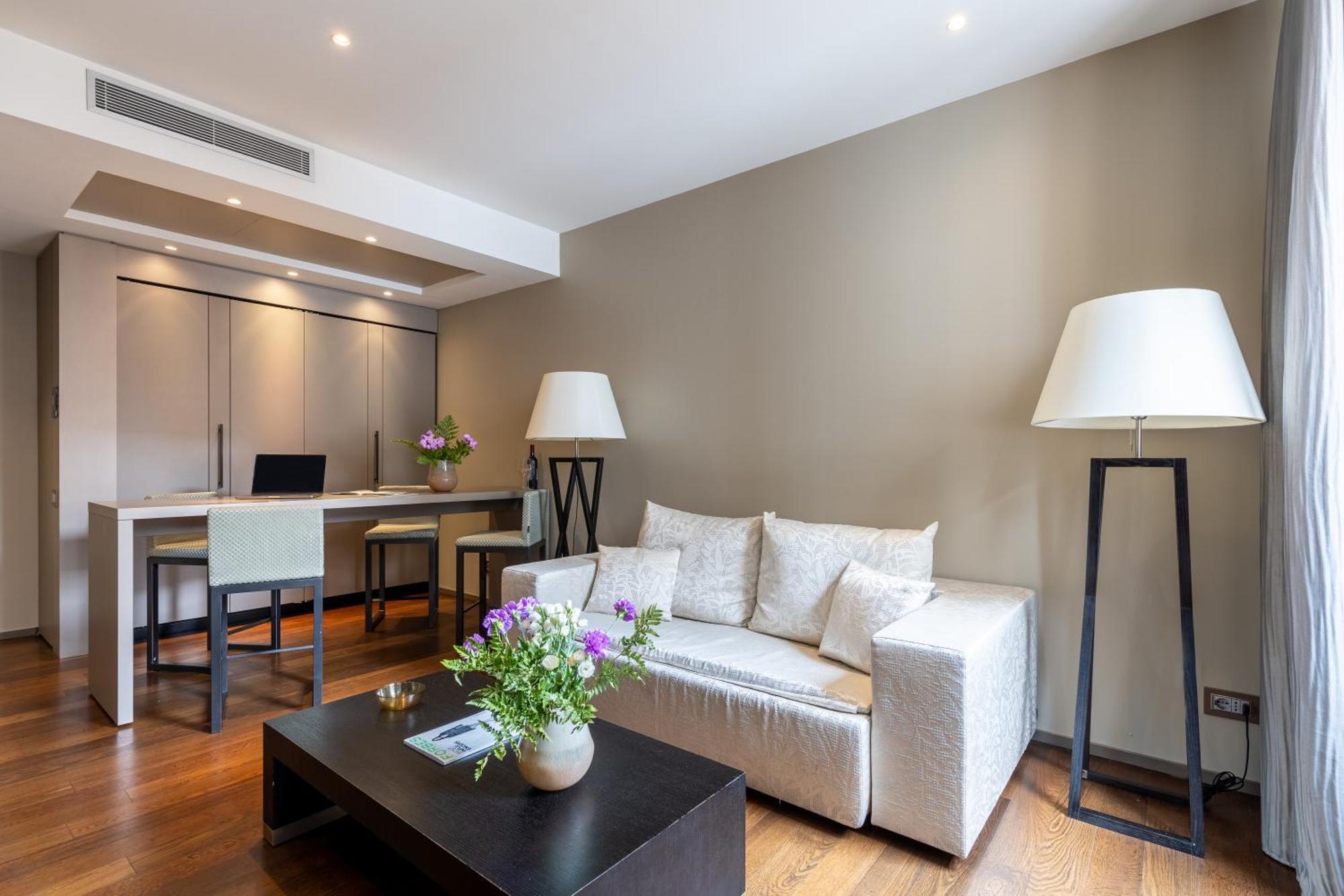 Nj Hotels & Apartments San Pietro All'Orto 6 밀라노 외부 사진